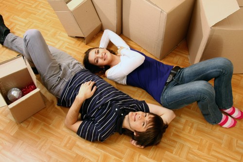 Packing and furniture handling for a flat removal in Clapham